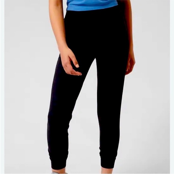 Athleta Girl Black Powervita Jogger size 12 - Picture 1 of 7